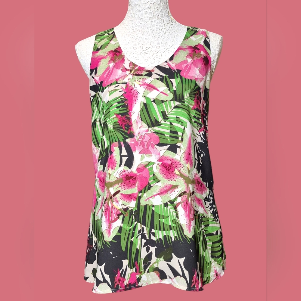 Floral Sleeveless Top - Pink and Green. Size Small - NWT